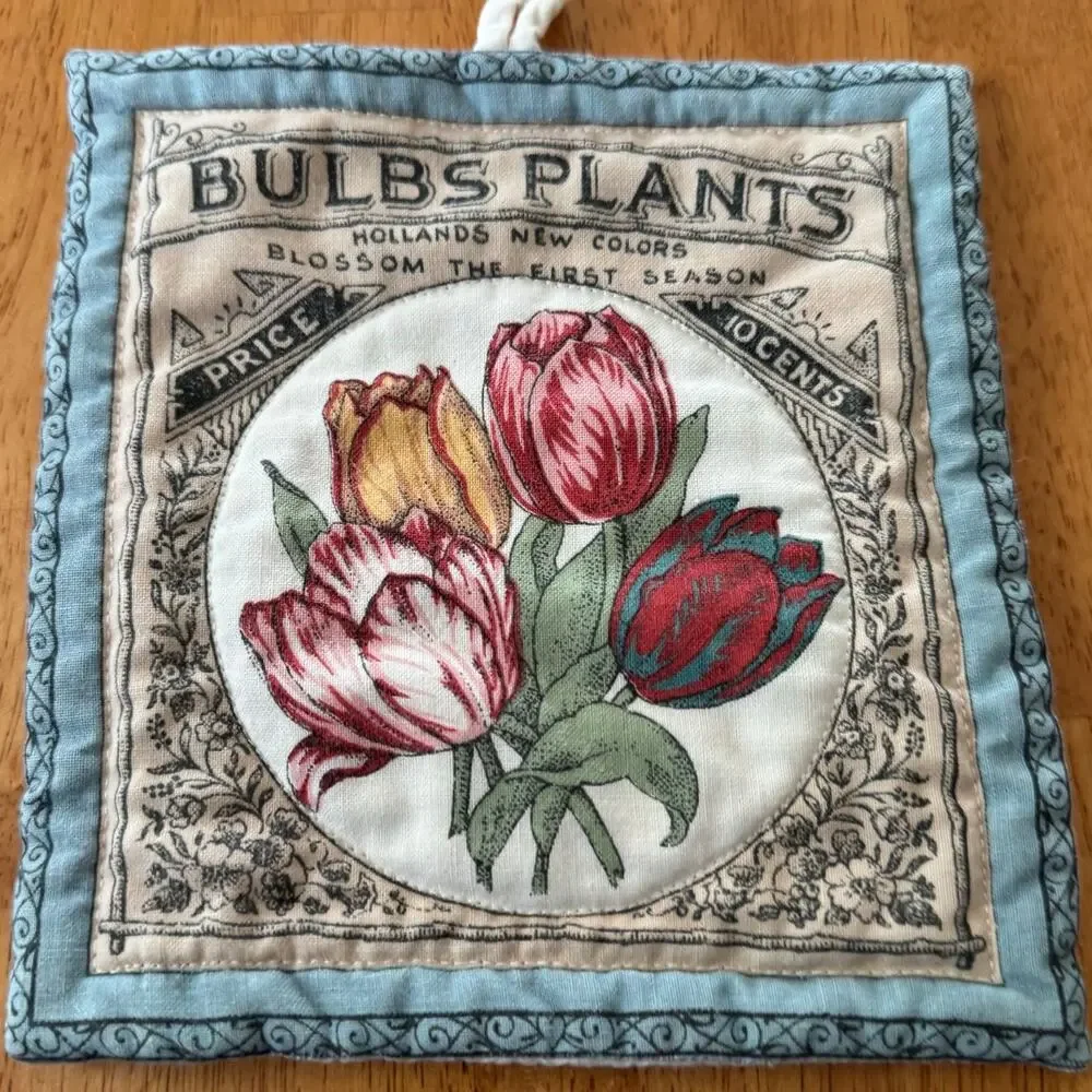 Vintage Hotpad Doily Applique House Decor Cottage Core Blue Pink Floral 5 Piece